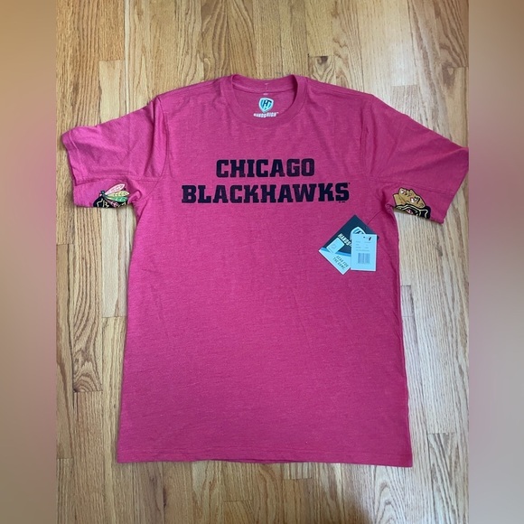 NHL Other - NWT! Hands High NHL Chicago Blackhawks Red Tshirt